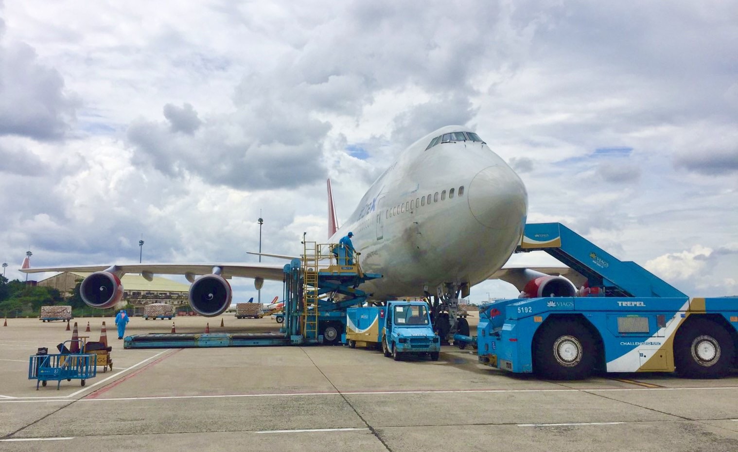 VIAGS TSN PHỤC VỤ THÀNH CÔNG CHUYẾN BAY CHARTER (DO HAV LÀM ĐẠI DIỆN) KHAI THÁC BẰNG TÀU B747-400 THÁO GHẾ CHỞ HÀNG TRÊN KHOANG KHÁCH LẦN ĐẦU TIÊN KHAI THÁC TẠI VIỆT NAM VÀO NGÀY 24/9/2021