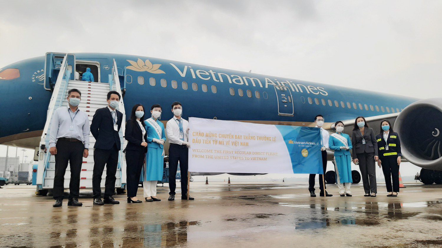 VIAGS WELCOME THE FIRST REGULAR DIRECT FLIGHT FROM US TO VIETNAM