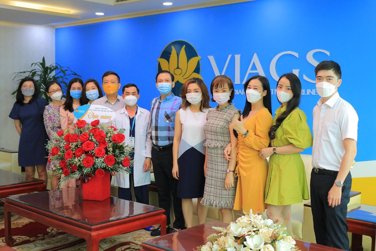 [27/2] Bộ phận Y tế VIAGS – “Ai cũng chọn việc nhẹ nhàng, gian khổ sẽ dành phần ai?”