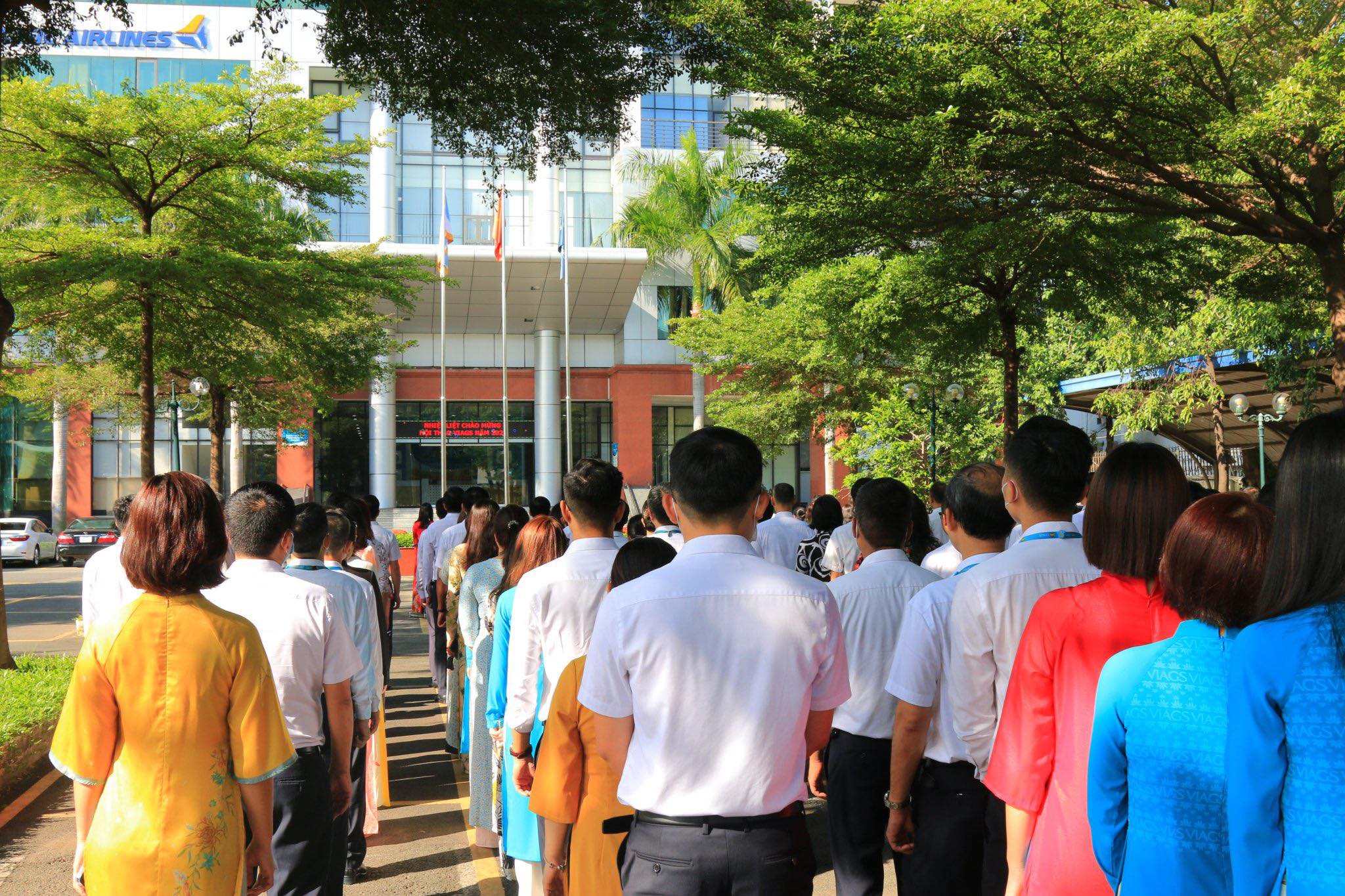 VIAGS TỔ CHỨC LỄ CHÀO CỜ THÁNG 6 NĂM 2022
