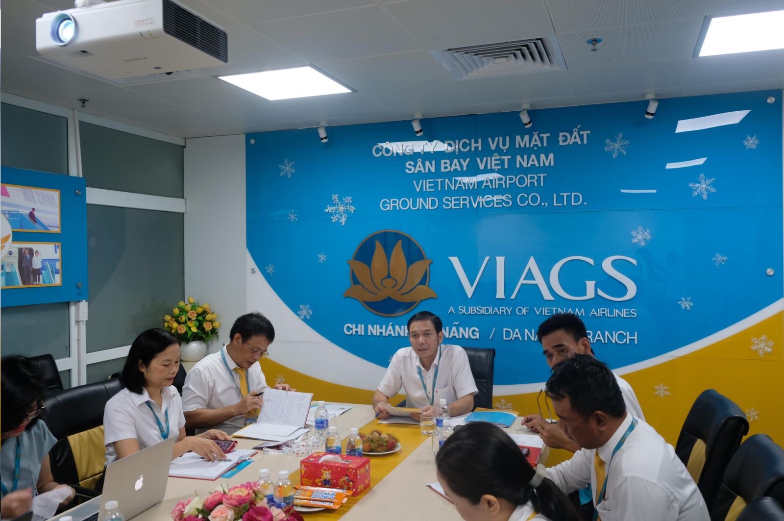 VIAGS DAD: THƯỜNG VỤ ĐẢNG ỦY CÔNG TY THAM DỰ SINH HOẠT ĐỊNH KỲ ĐẢNG UỶ CHI NHÁNH DAD VÀ KIỂM TRA KHẢO SÁT HOẠT ĐỘNG SXKD TẠI ĐƠN VỊ