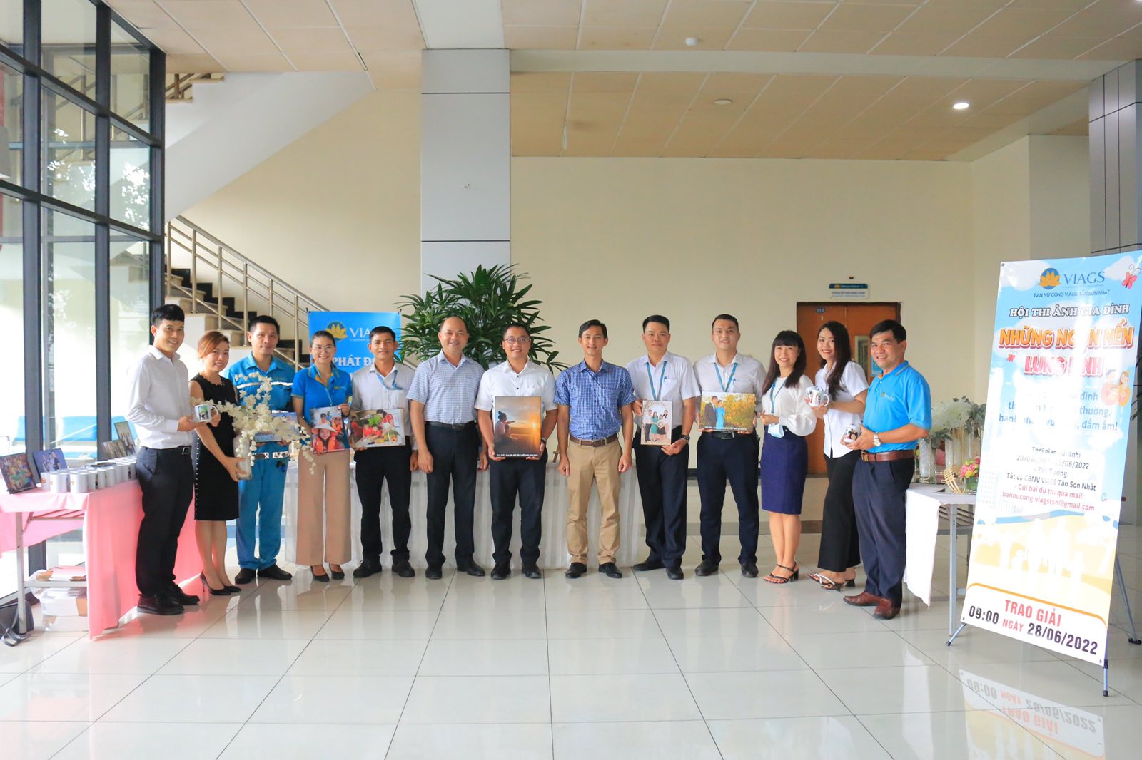 BAN NỮ CÔNG VIAGS TSN TỔ CHỨC HỘI THI ẢNH NHỮNG NGỌN NẾN LUNG LINH- NHÂN NGÀY GIA ĐÌNH VIỆT NAM ‪28/06
