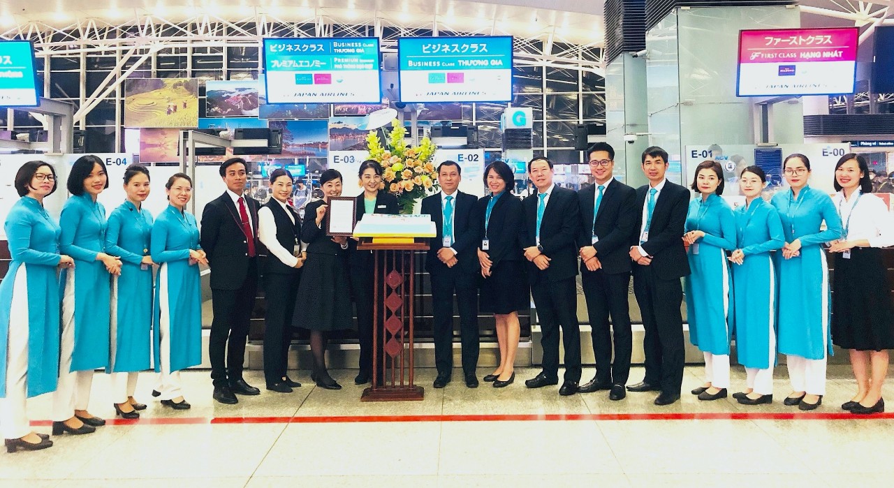 VIAGS NBA CHÚC MỪNG JAPAN AIRLINES HÀ NỘI ĐỨNG THỨ 2 TRONG KỲ ĐÁNH GÍA DỊCH VỤ QUÝ 2/2022.