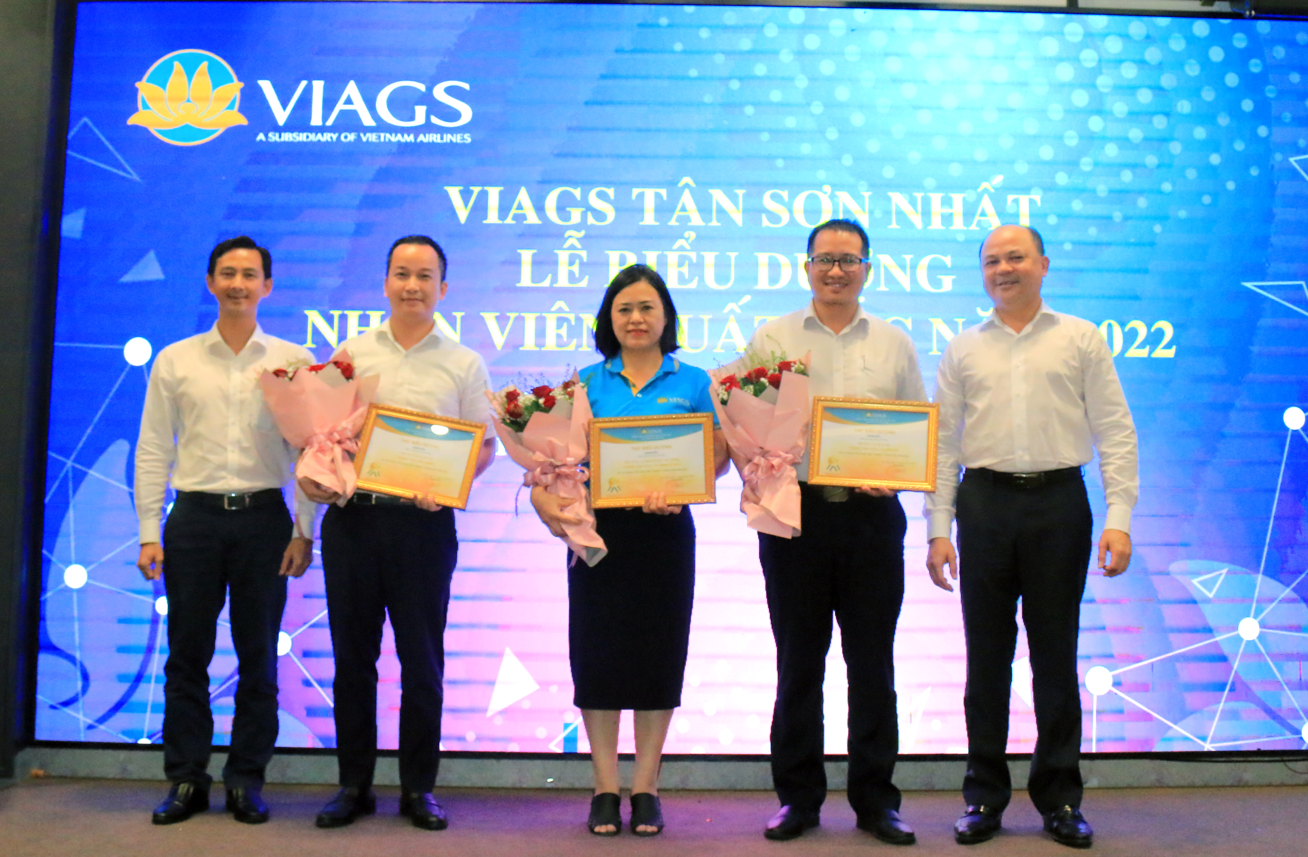 VIAGS TÂN SƠN NHẤT TỔ CHỨC HỘI NGHỊ TỔNG KẾT VÀ VINH DANH TẬP THỂ, CÁ NHÂN XUẤT SẮC 6 THÁNG CUỐI NĂM 2022