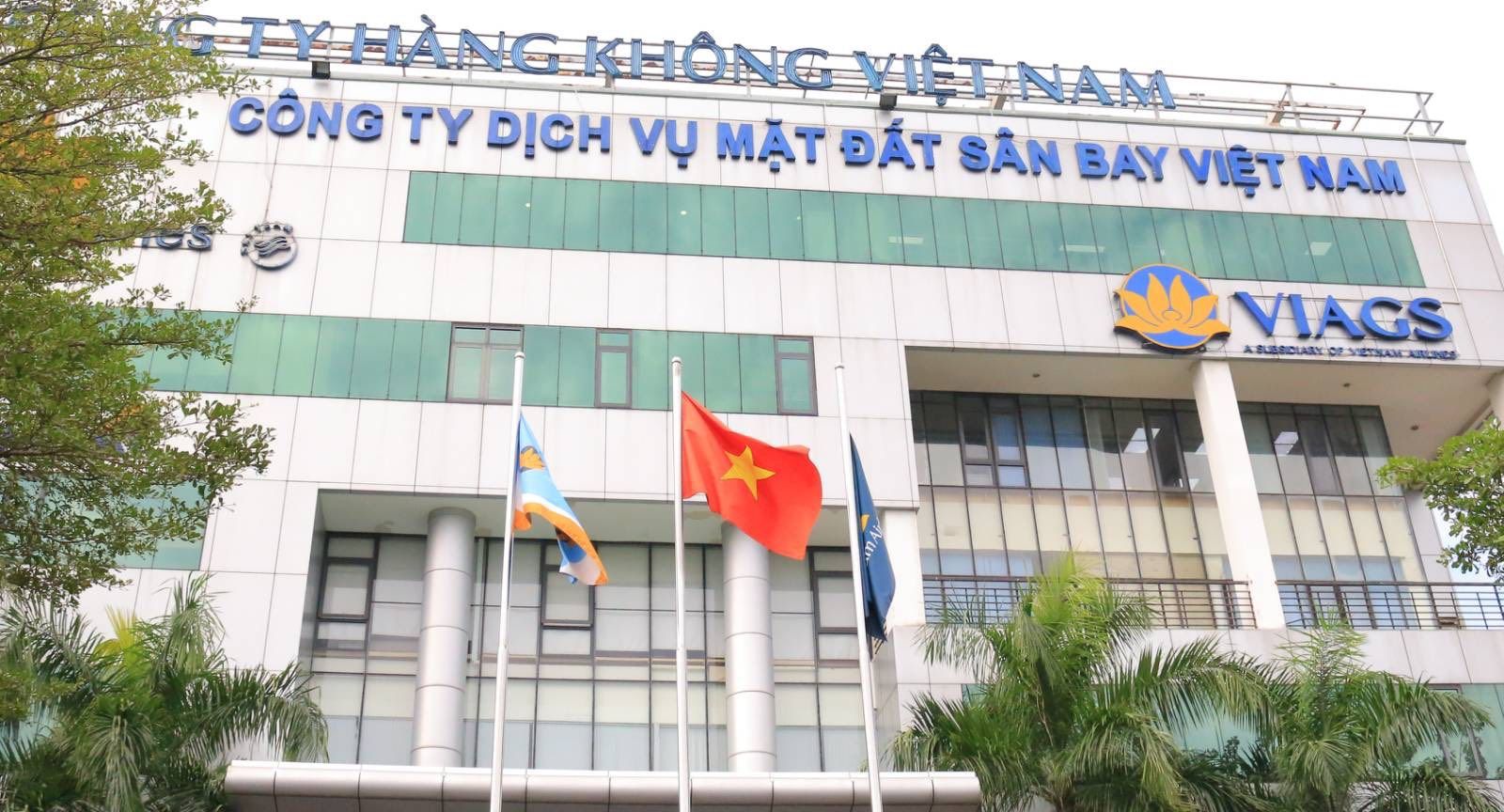 VIAGS TỔ CHỨC LỄ CHÀO CỜ THÁNG 3/2023