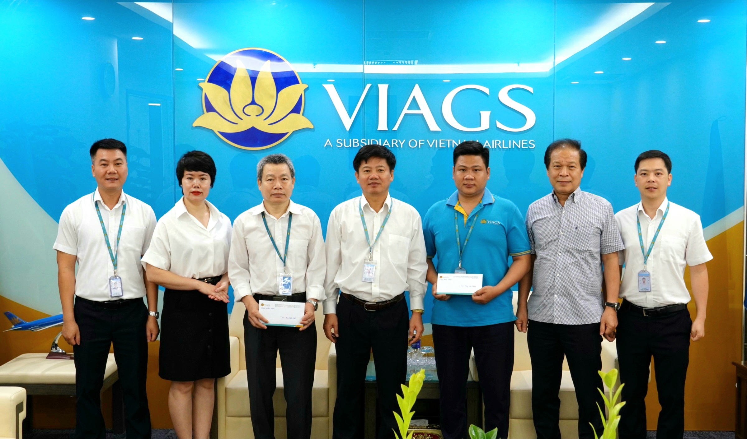 VIAGS NBA - CHIA SẺ YÊU THƯƠNG, CÙNG NHAU VƯỢT KHÓ