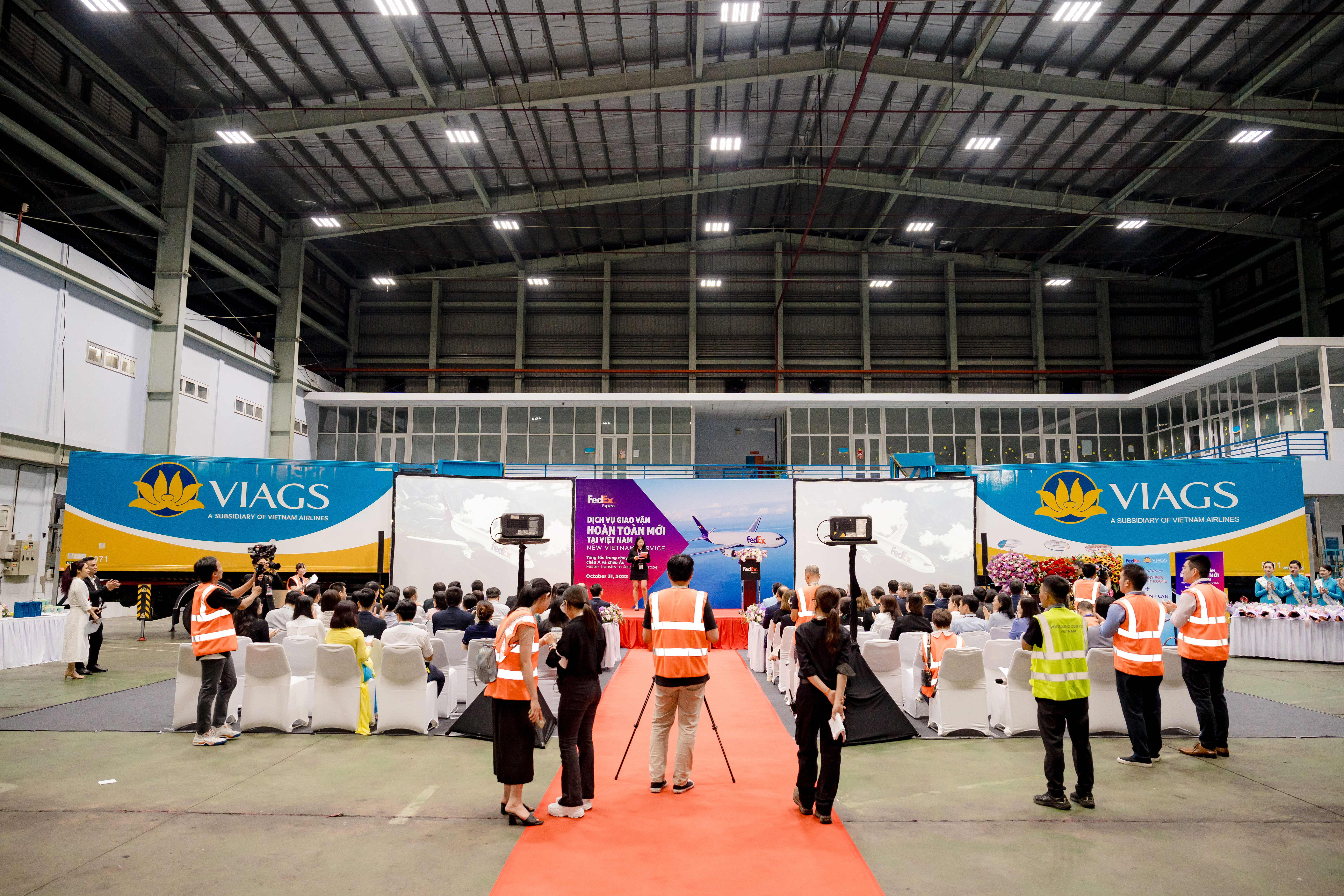 VIAGS WARMLY WELCOME FEDEX EXPRESS LAUNCHING NEW SERVICES
