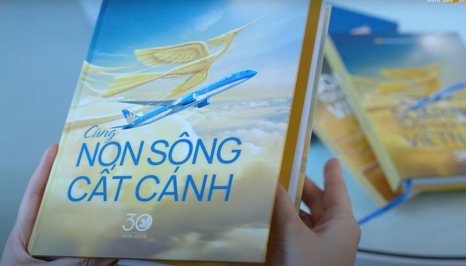 Ra mắt cuốn sách kỷ niệm 30 năm TCT HKVN: Hành trình được viết bằng ký ức và tự hào