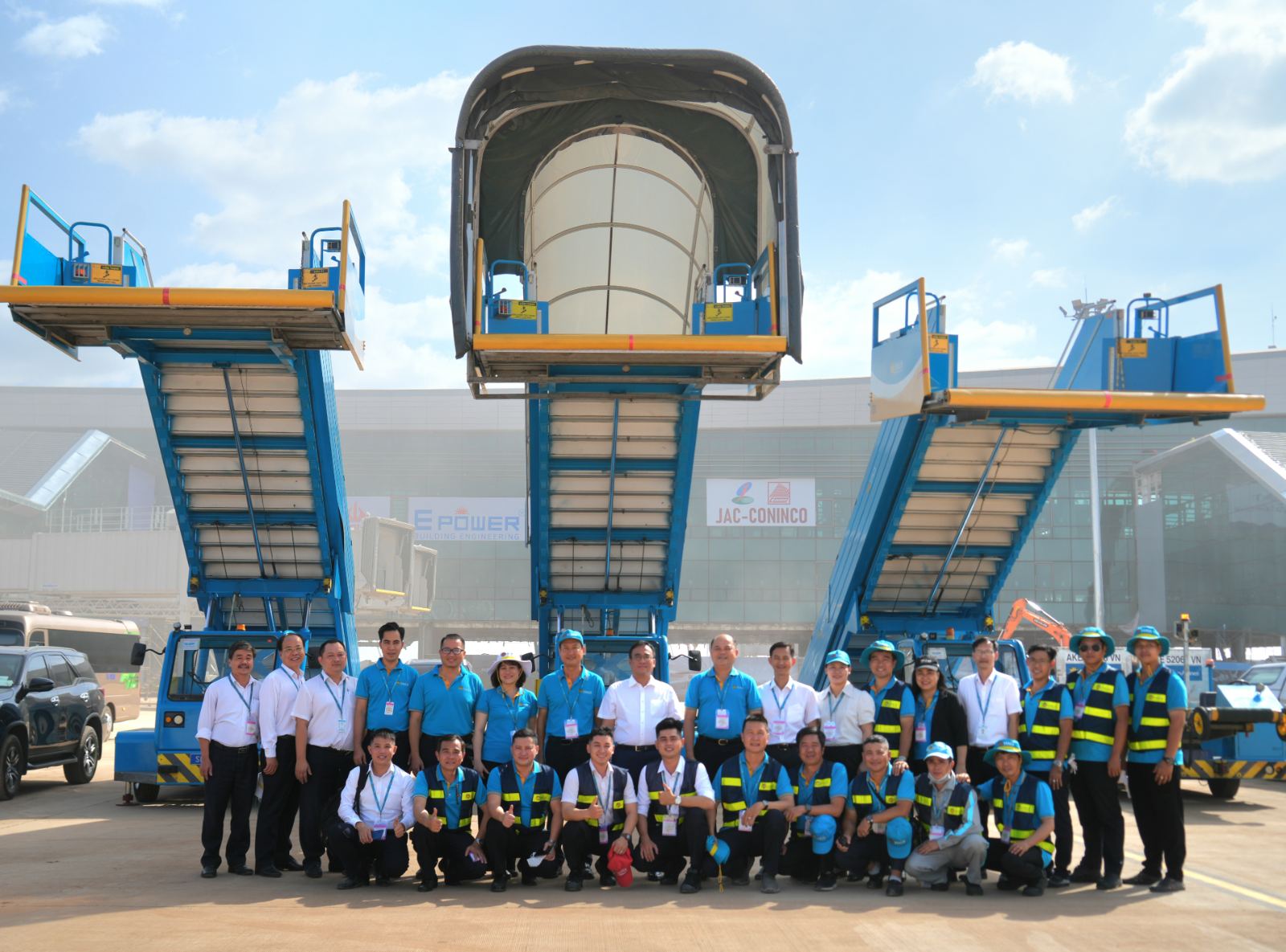 VIAGS THAM GIA PHỤC VỤ CHUYẾN BAY KỸ THUẬT ĐẦU TIÊN TẠI CẢNG HKQT LONG THÀNH