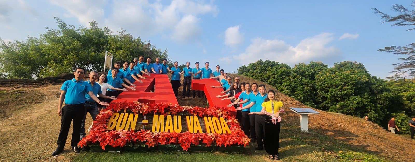 HÀNH TRÌNH VỀ NGUỒN CỦA ĐẢNG BỘ BỘ PHẬN TRUNG TÂM PHỤC VỤ SÂN ĐỖ VIAGS TSN - DẤU ẤN LỊCH SỬ VÀ LÒNG TỰ HÀO DÂN TỘC, BÀI HỌC VỀ SỰ MƯU TRÍ, DŨNG CẢM, BIẾN NHỮNG KHÓ KHĂN THÀNH LỢI THẾ TRÊN CHIẾN TRƯỜNG
